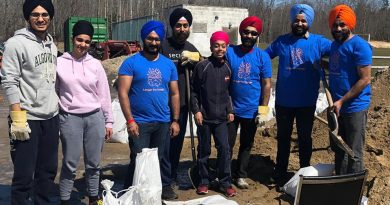 The Langar for Hunger team was back in West Carleton yesterday volunteering with flood relief efforts. Courtesy Langar for Hunger