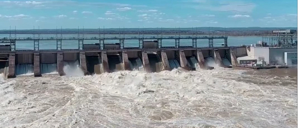 The Carillon Hydro Dam.