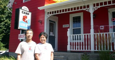 The Carp Foodliner's August Guo and Kathy Xu in their brand new location at 3744 Carp Rd. Photo by Jake Davies