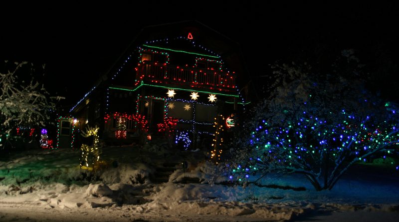 Karen Runtz's Kinburn home is a popular spot for Christmas light tourists. Photo by Jake Davies