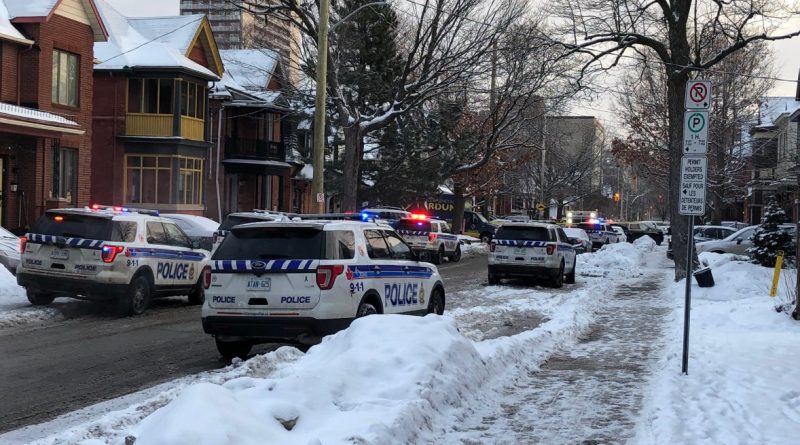 Ottawa police are on scene on Gilmour Street in the Centretown area following a Monday morning shooting. Courtesy Twitter