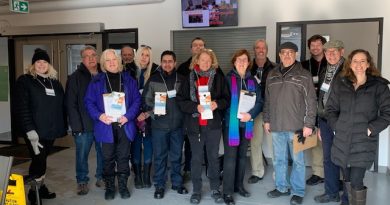 On Saturday, Feb. 22 around 20 WCDR volunteers and MP Karen McCrimmon went door-to-door in Constance Bay to check on residents' readiness for the 2020 spring freshet. Courtesy WCDR