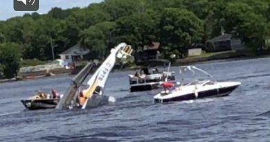 A mid-air collision between two planes sent a float plane spiralling in to the Ottawa River Sunday evening. Amazingly both pilots survived the incident. Photo by Cameron Tilley