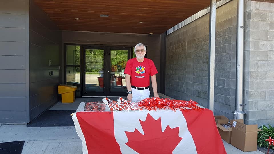 In Constance Bay, volunteers were giving out Canada Day swag at the NorthWind Wireless Fibre Centre courtesy MP Karen McCrimmon. Courtesy Angela Bernhardt