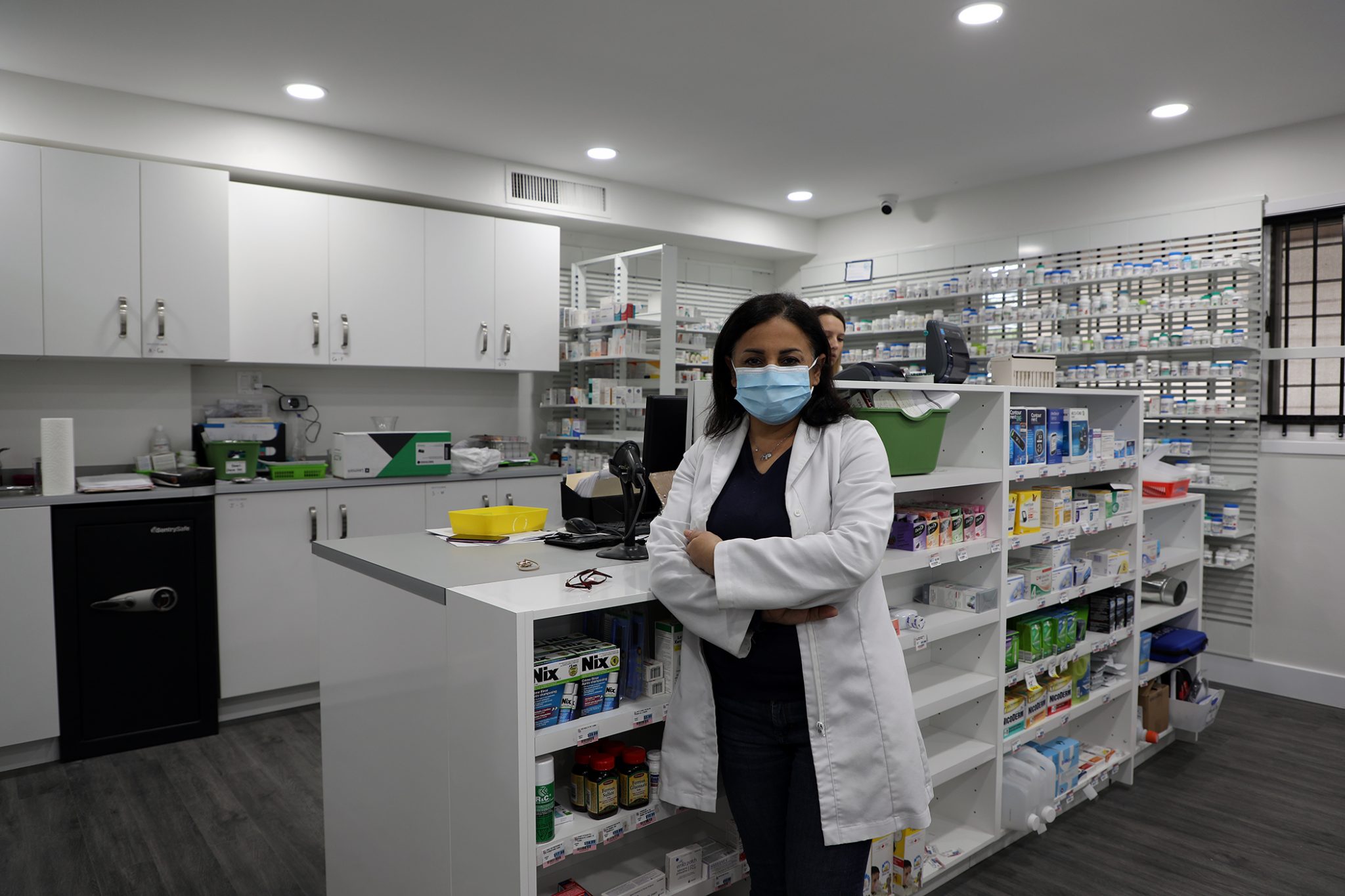 C Bay Pharmacy vaccinates walkins West Carleton Online