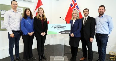 From left, Bell Network Provisioning senior manager Brad Docksteader, Bell director of Government Affairs Maggie Papoulias, MP Jenn Sudds, MPP Dr. Merrilee Fullerton, Ward 5 Coun. Clarke Kelly and Bell FTTH Delivery manager Pat Barry. Photo by Jake Davies