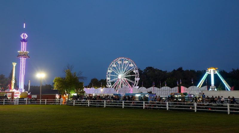 A photo of the Carp Fair midway.