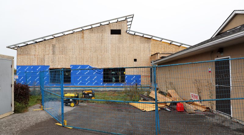 A photo of a building under construction.