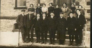 An old photo of Almonte high school students.