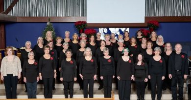 A photo of a ladies chorus.