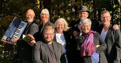 A photo of a group of people.