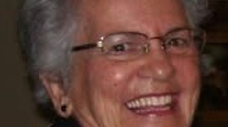 Gwendolyn Norma (nee Carruthers) Falls