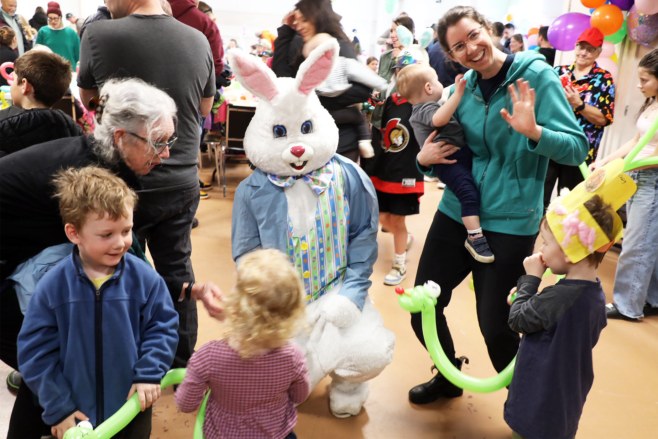 Two hundred C Bay kids find 6,000 eggs