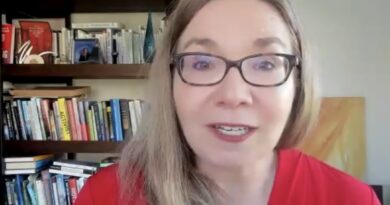 CAFES AGM ponders ‘global weirding’ A headshot of a speaker.