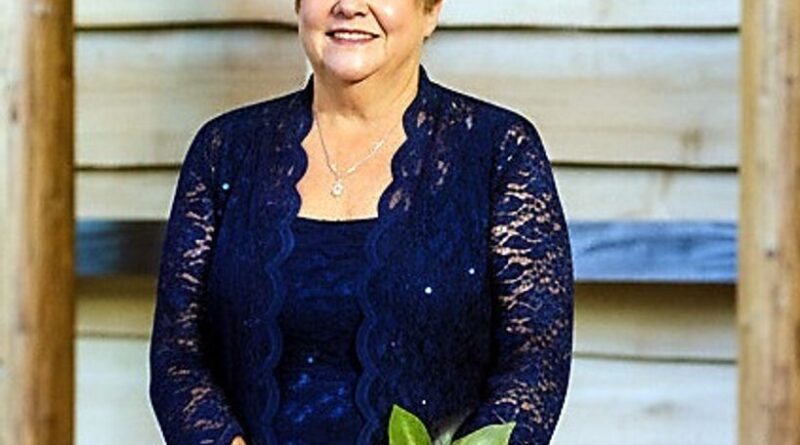 Linda Margaret Dodds (née Graham)